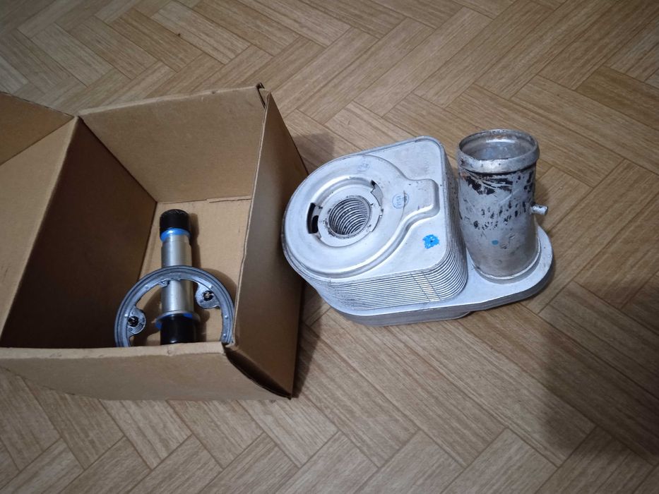 Маслообменник ,блок дв. Ивеко 2.3 D,  Фиат Дукато, Пежо, Ситроен.