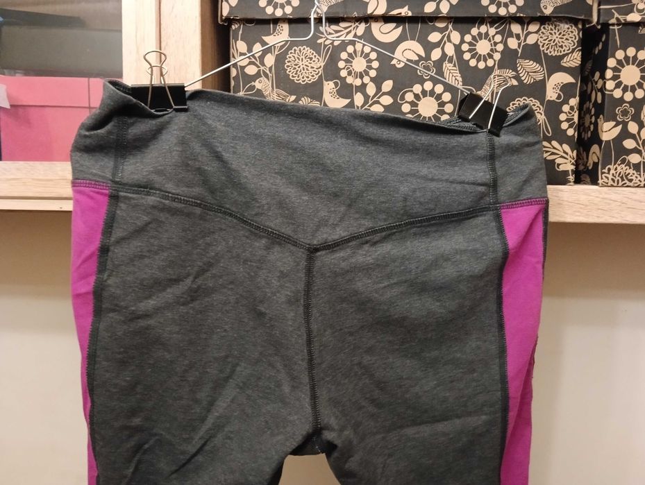 Szare leginsy Nike rozmiar L