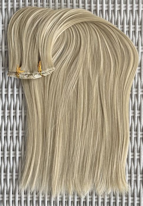 Naturalny blond chłodny odcień włosy doczepiane