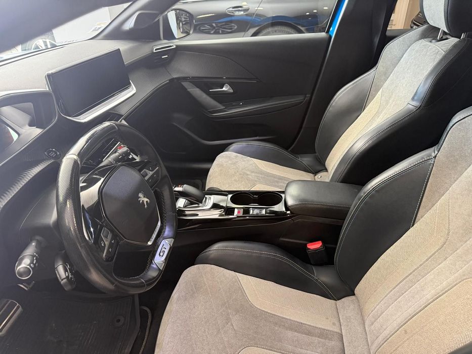 Peugeot e-208 50 kWh GT Line