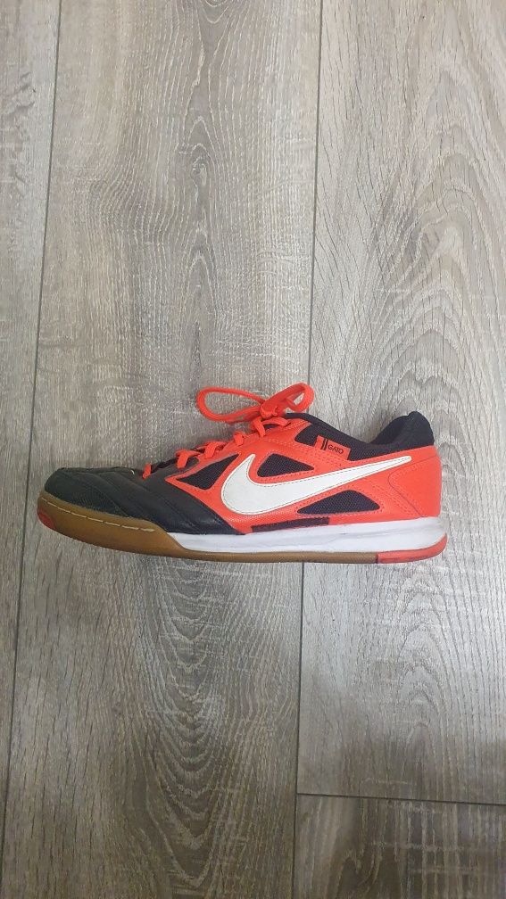 Nike Gato 5 37 5 23 5cm 900 . Olx