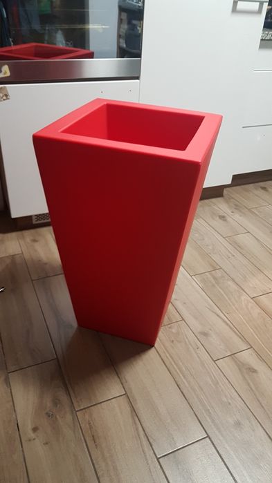 Czerwona donica doniczka SLIM LINE 70 cm