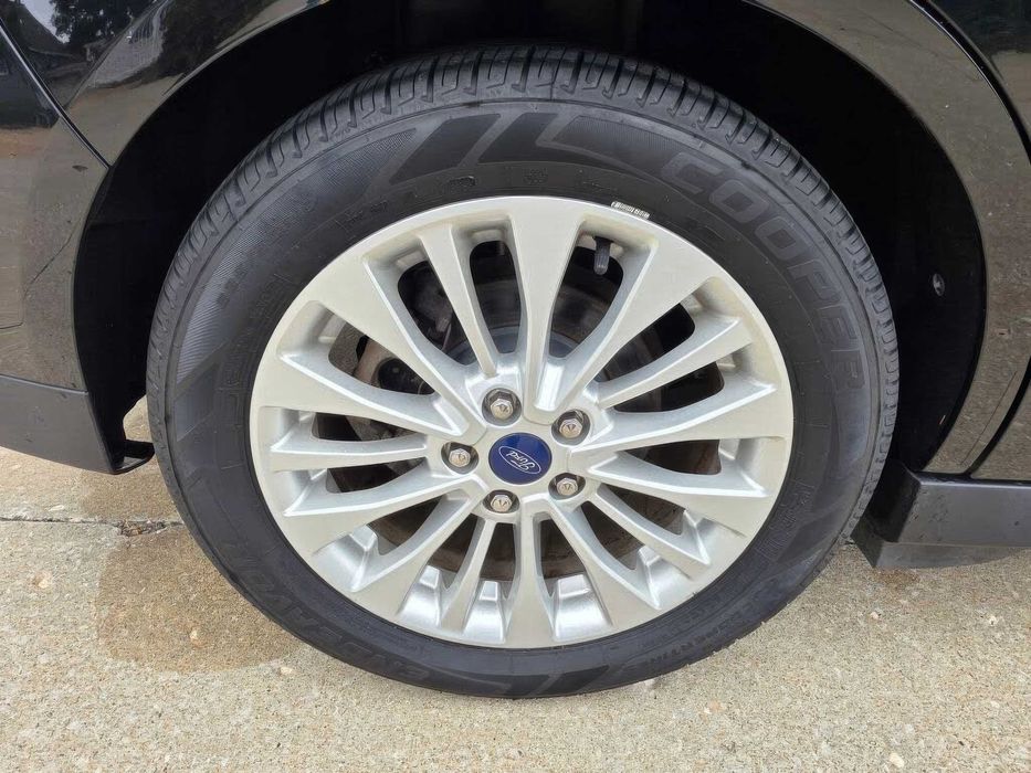 Ford C-Max Hybrid Se      2017