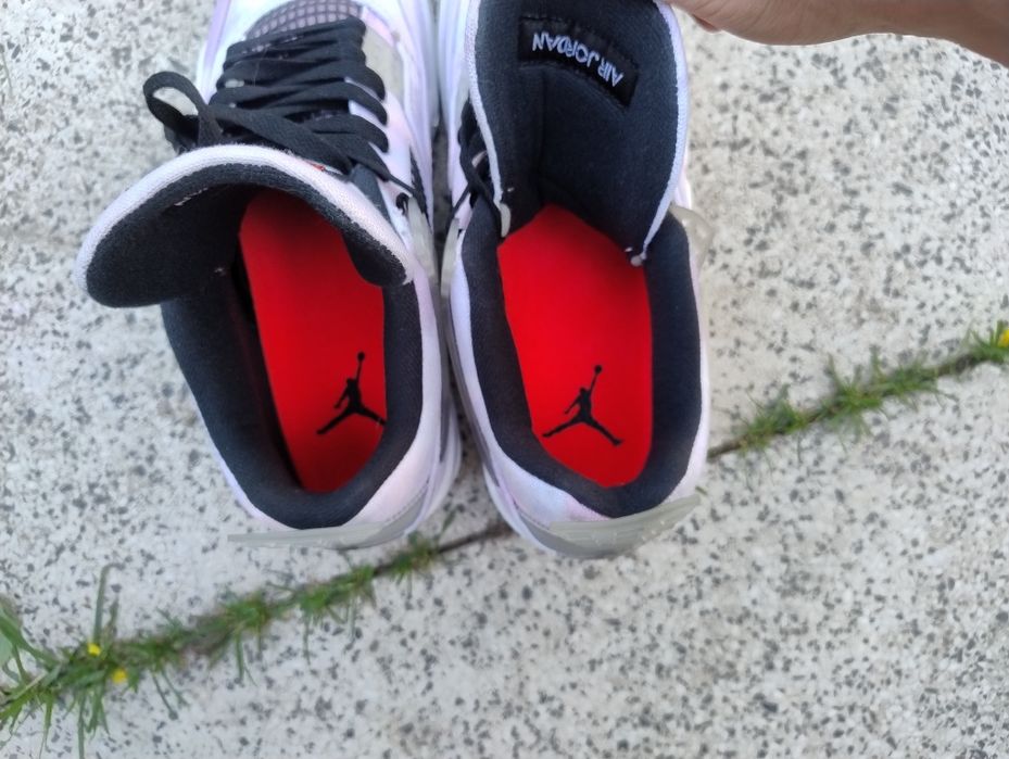 Air Jordan 4 Zen Master