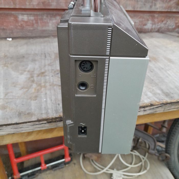 Radio magnetofon kolekcionerski Telefunken