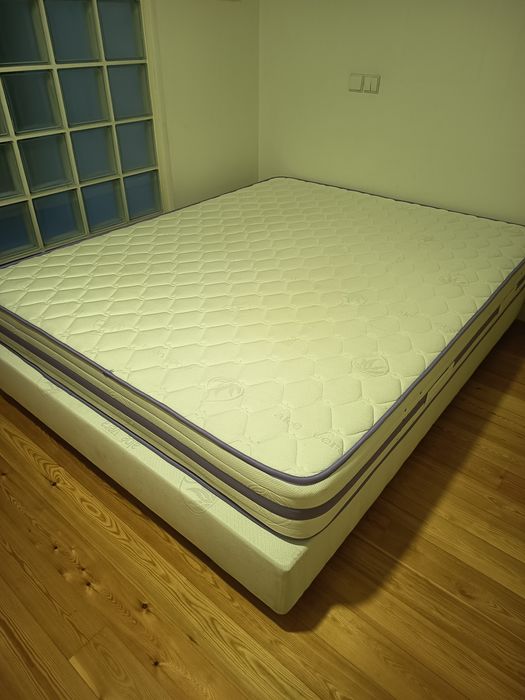 Cama de casal + colchão