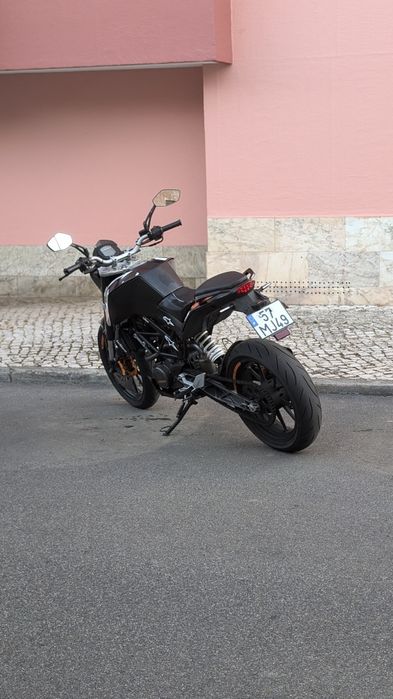 Mota KTM Duke 125