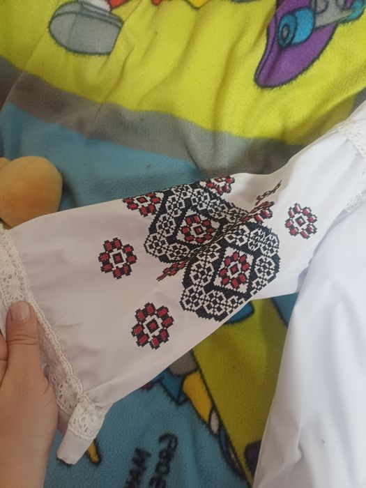 Продам вишиванкуб/у на 14-16р.