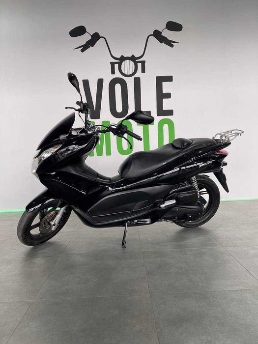 Скутер Honda PCX 125