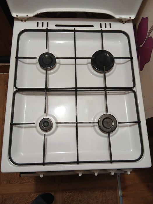 Korting печка газовая 4х комфорочная с духовкой