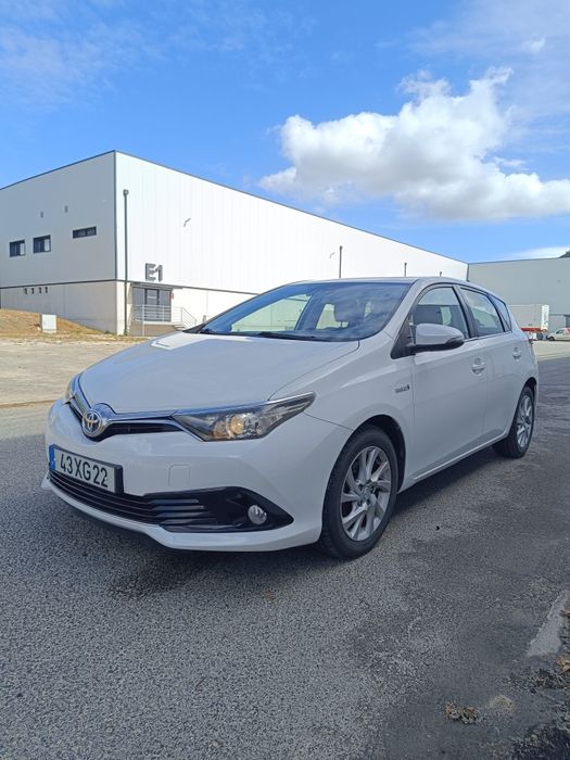 Toyota Auris Híbrido