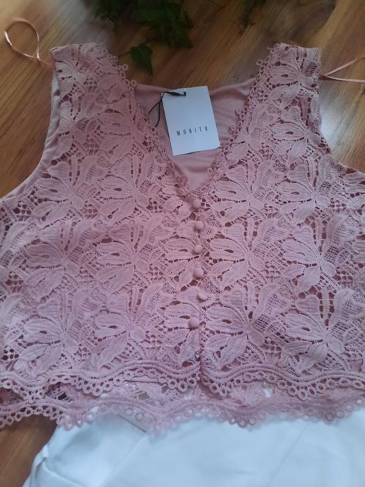 Elegancka bluzka Mohito