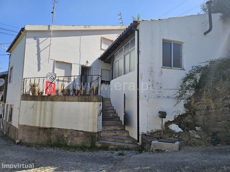 Moradia Geminada T2 / Fundão, Aldeia Nova