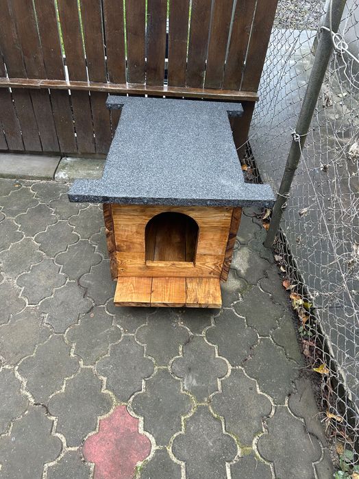 Будка для собаки з дерева