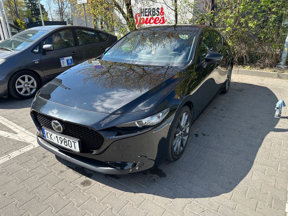 Mazda 3 Mazda 3 Skyactive G 2.0 Hybrid stan idealny