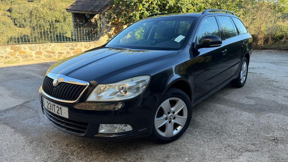 Škoda Octavia Break 2.0 TDI 136cv – Muito Bem Equipado