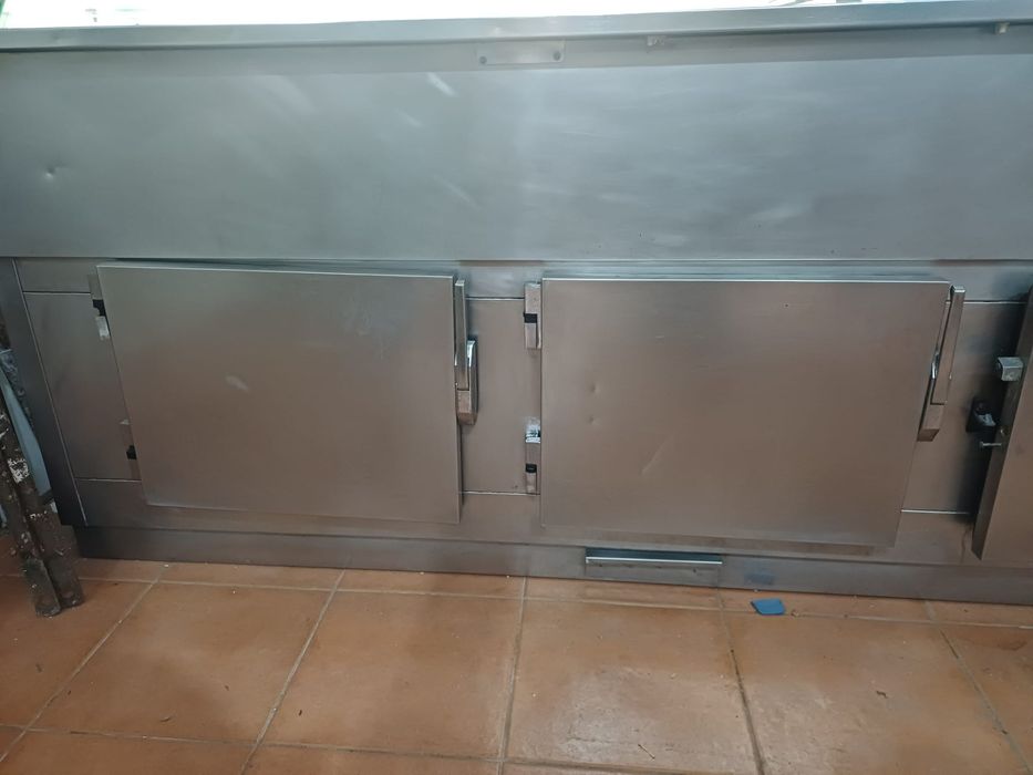 Arca Frigorífica Industrial em Inox – 2,5 metros