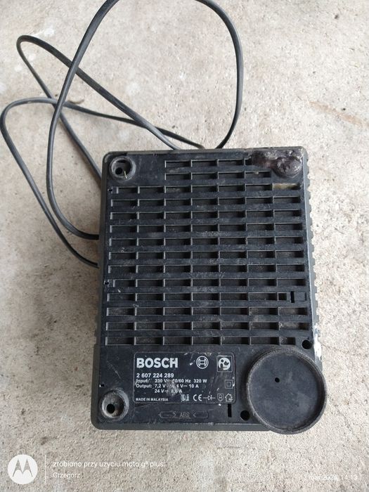 Sprzedam  ładowarkę