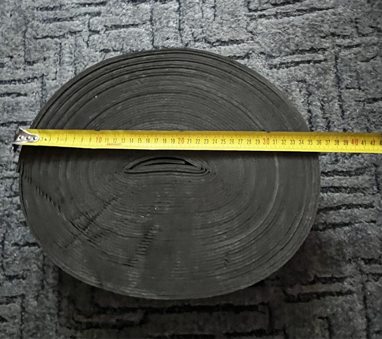 Лента уплотнитель в рулоне