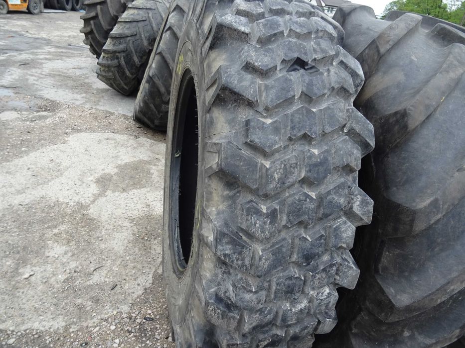 Opona 16.9R30 NOKIAN TRACTOR Industrial (1200 netto)