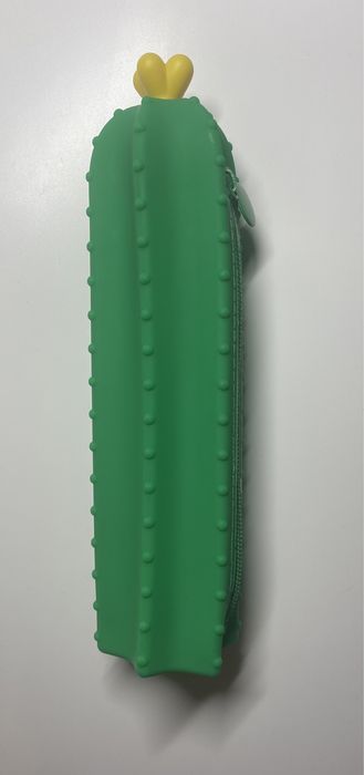 Gumowy piórnik kaktus