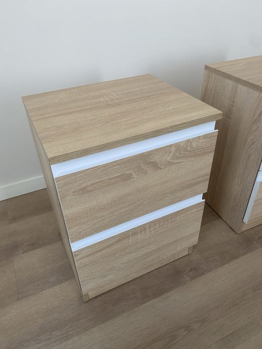 Приліжкова тумба