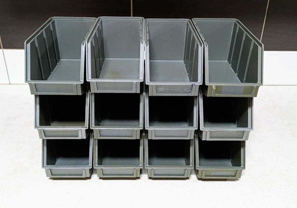 Caixas de stock arrumação plásticas empilháveis ou montáveis