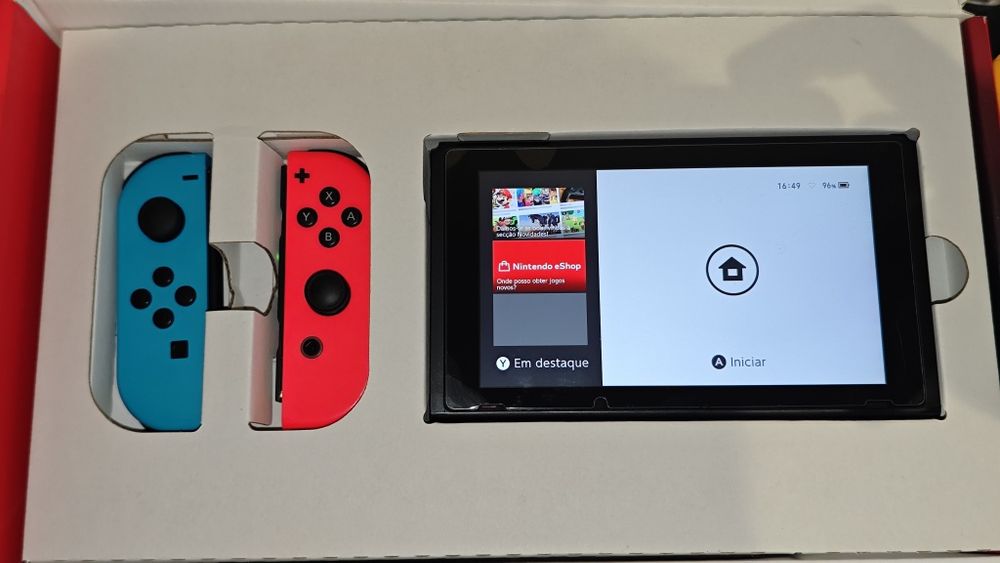 Nintendo Switch V2 com acessórios