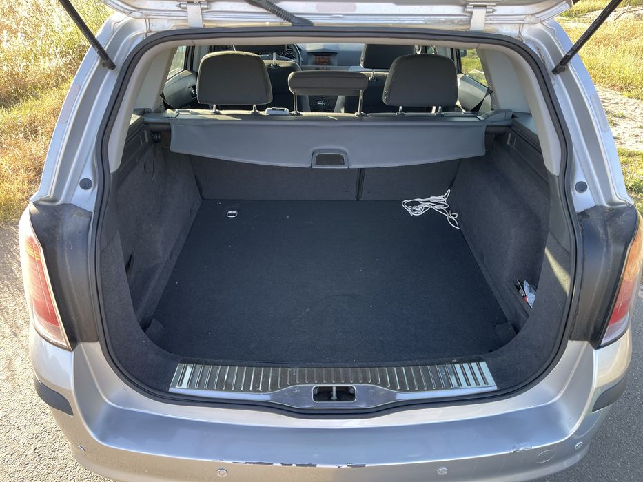 Opel Astra H 1.4 caravan 2005