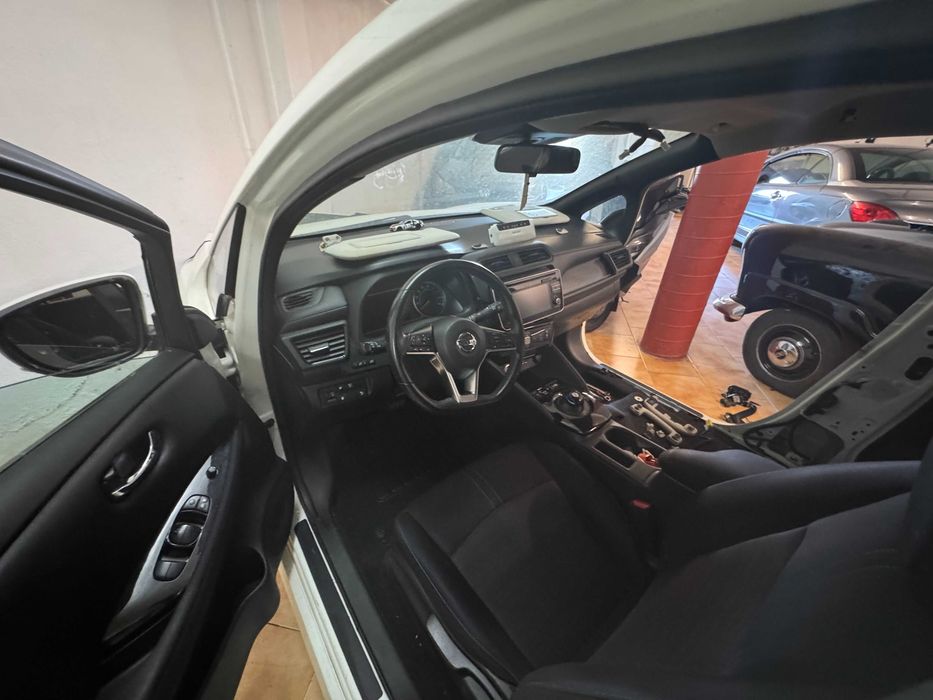 Nissan Leaf 40 (2018 Importado em 11/2021) Venda de Peças