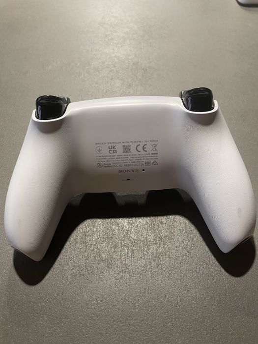 DualSense 5 white