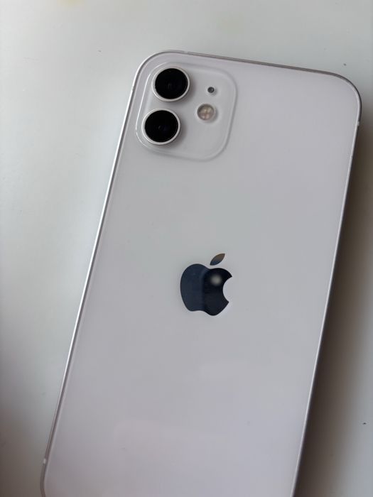 IPHONE 12 - Como Novo!