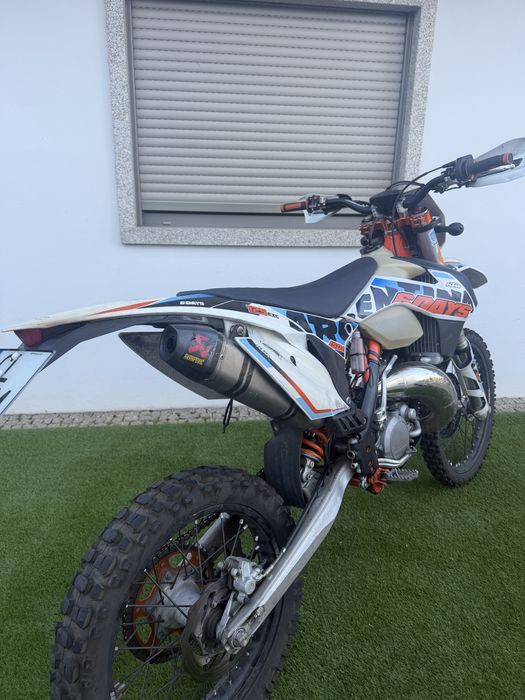 KTM EXC 125 SIX DAYS matriculada
