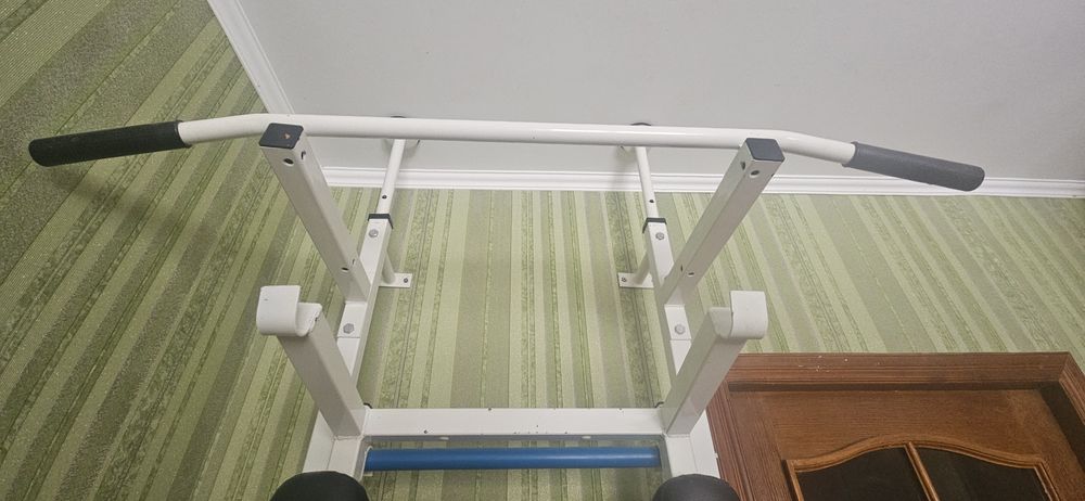 Шведская стенка-стойка с турником/брусьями/скамьей для пресса и спины