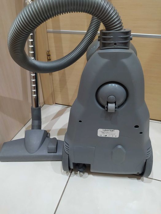 Пилосос циклонного типу Liberton LVCC-1518 Blue-Grey