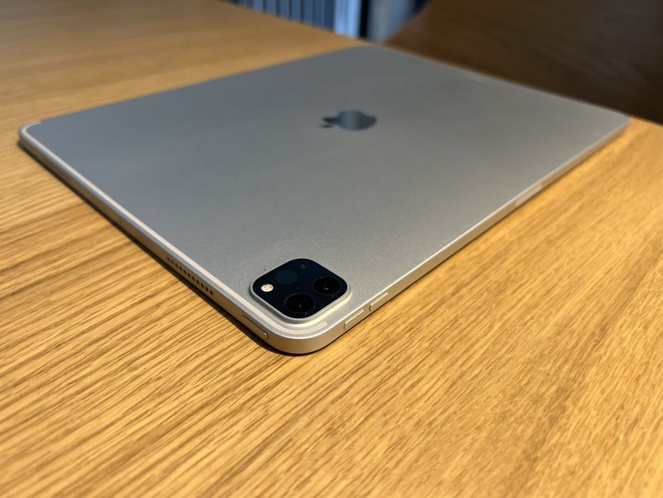 iPad 12.9 5gen M1