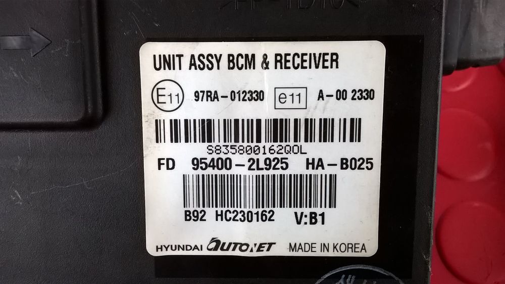 Módulo Electrónico 95400-2L925 - HYUNDAI i30
