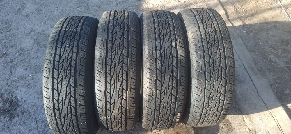 215/65R16 Continental ContiCrossContact-lx2