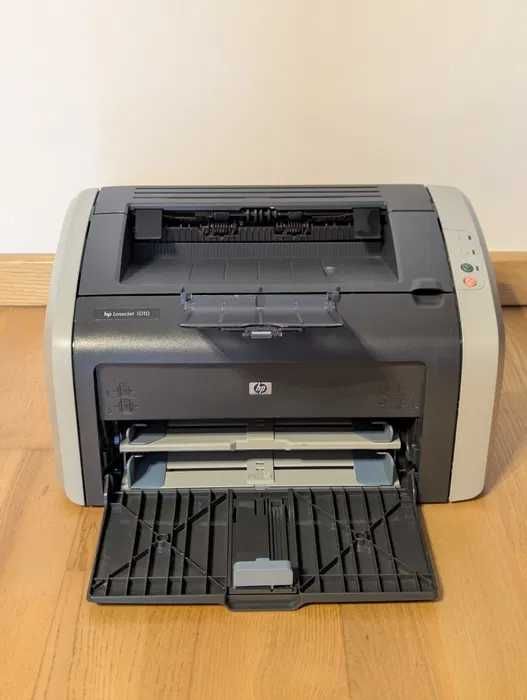Drukarka HP Laser Jet 1010 + toner + kable