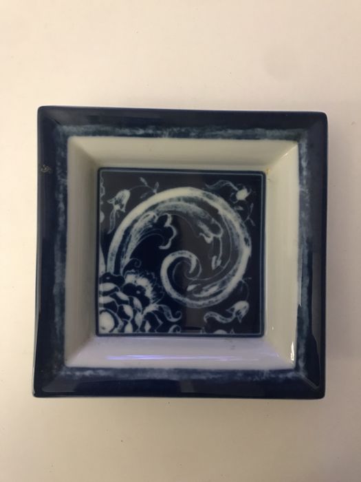 Vista Alegre Earring Holder