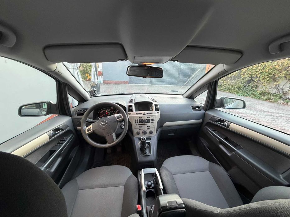 Opel Zafira 2008 rok Benzyna
