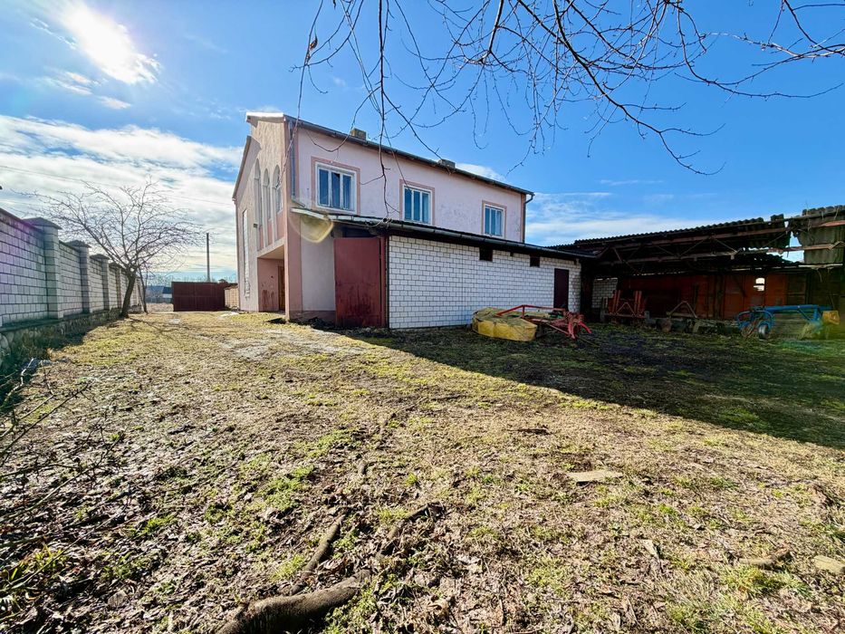 Продаж будинку в с. Семигинів