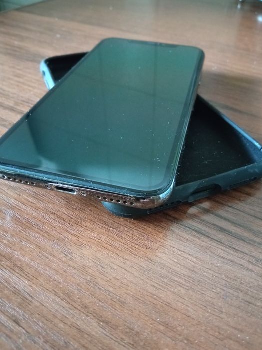 iPhone 10X/64ГБ ,продаж