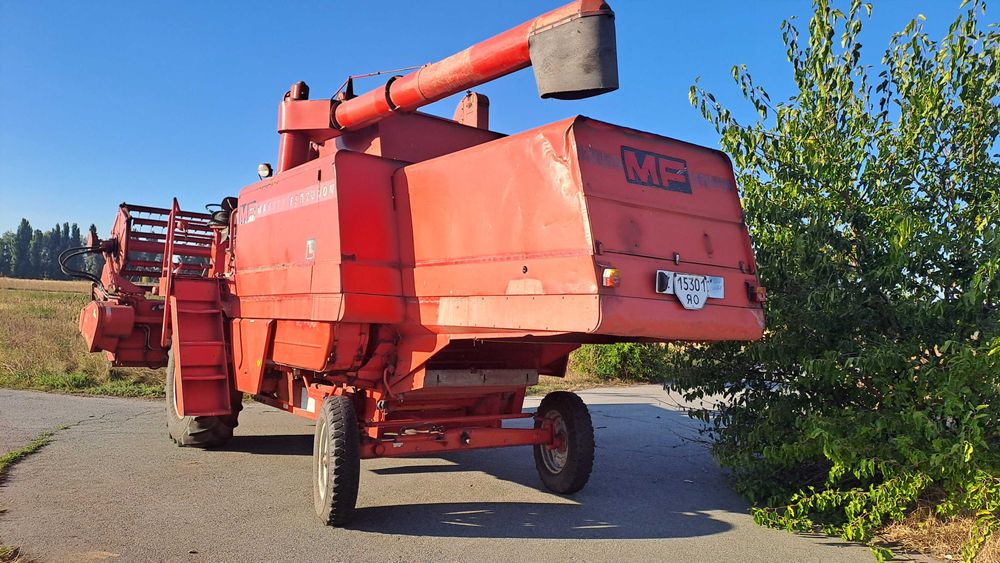 Продам комбаїн Massey Ferguson 530L