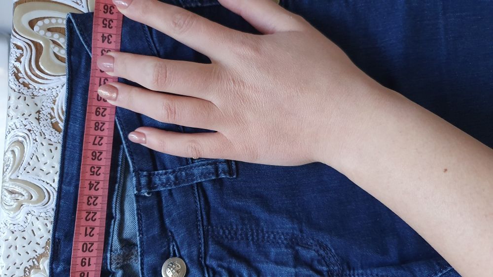 Продам джинсы