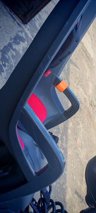 Fotelik rowerowy Hamax Zenith na bagażnik