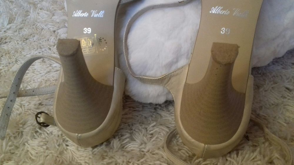 Buty szpilki skórzane 39 - 40