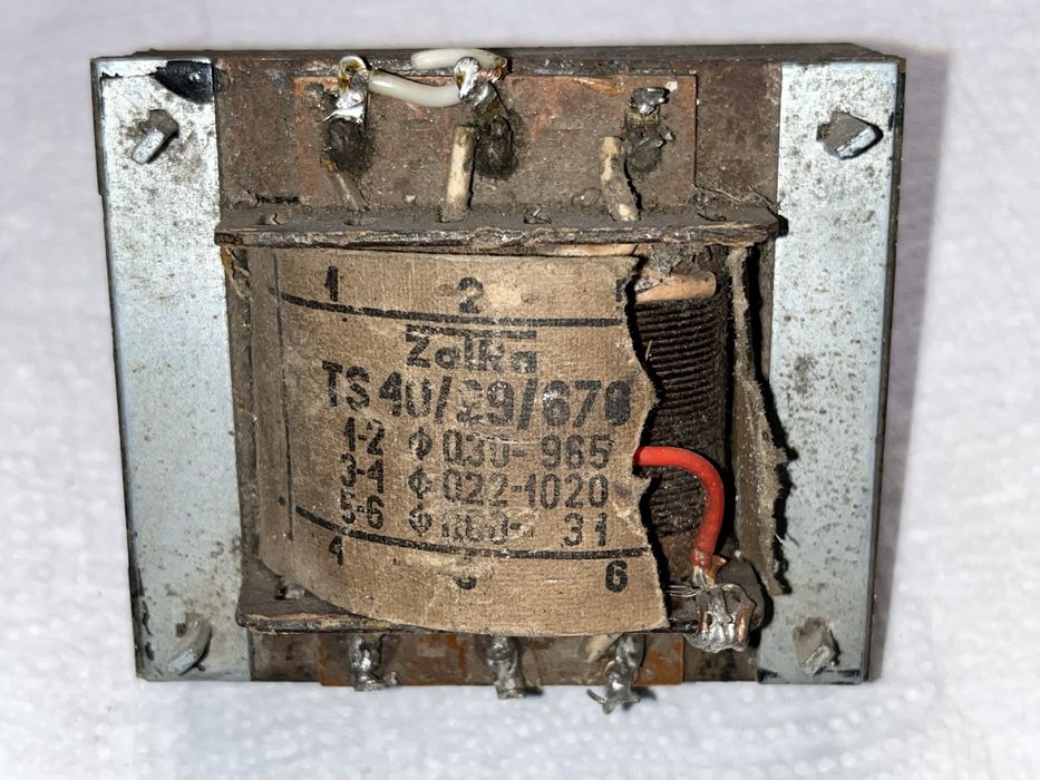 Transformatory: UNITRA i dławiki filtru zasilacza (cena za sztukę)