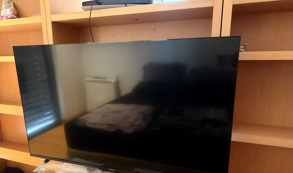 Tv xiaomi 43’ em perfeito estado
