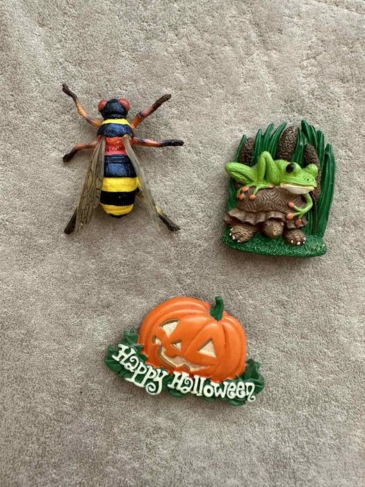 Магніти на холодильник